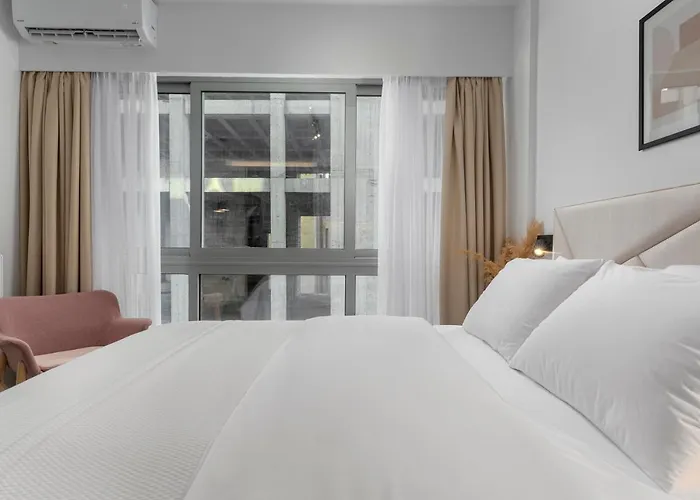 Ιωκα Suites / The Urbitality Project