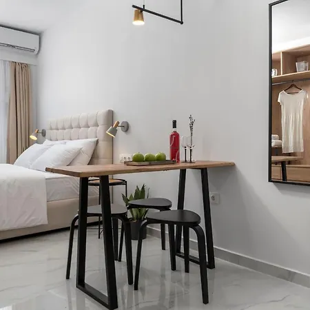 Ιωκα Suites / The Urbitality Project Thessalonique Extérieur photo