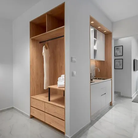 Ιωκα Suites / The Urbitality Project Thessalonique Extérieur photo