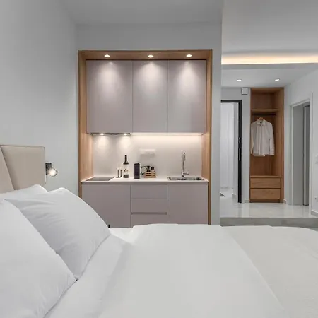 Ιωκα Suites / The Urbitality Project Thessalonique Extérieur photo