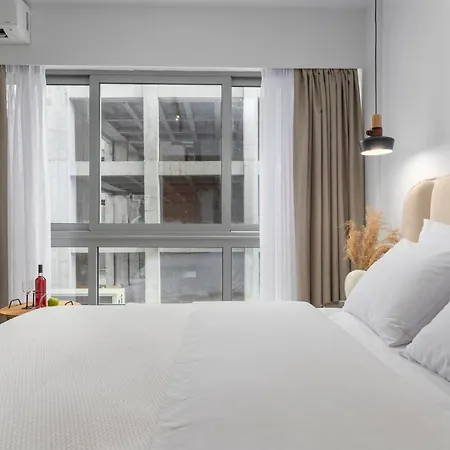 Ιωκα Suites / The Urbitality Project Thessalonique Extérieur photo