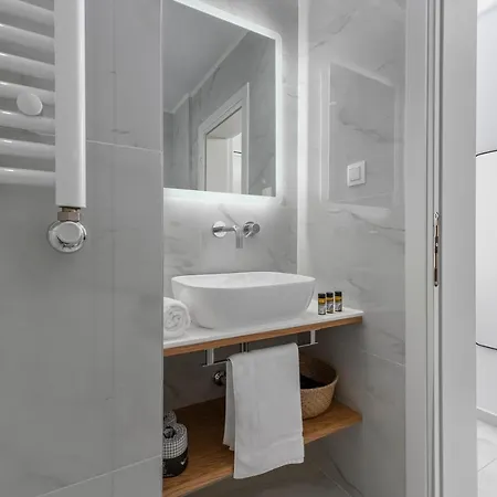 Ιωκα Suites / The Urbitality Project Thessalonique Extérieur photo