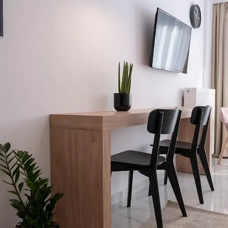 Ιωκα Suites / The Urbitality Project Thessalonique Extérieur photo