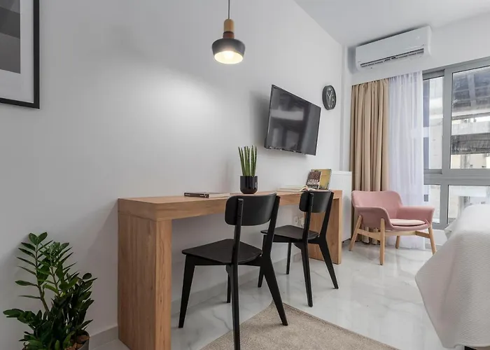 Ιωκα Suites / The Urbitality Project