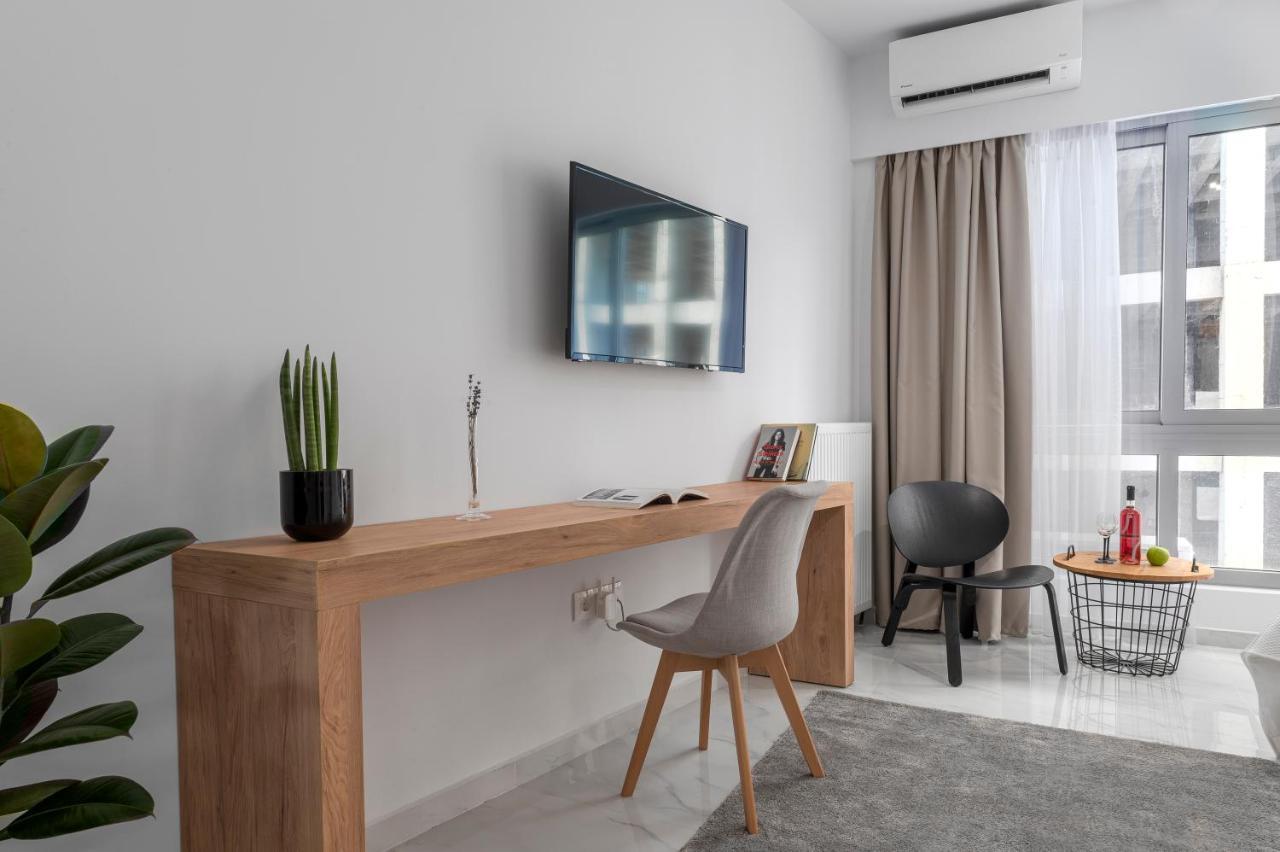 Apartamento ιωκα / The Urbitality Project *